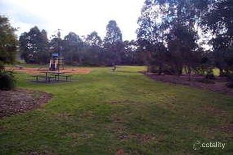 Property photo of 25 White Avenue Kew East VIC 3102