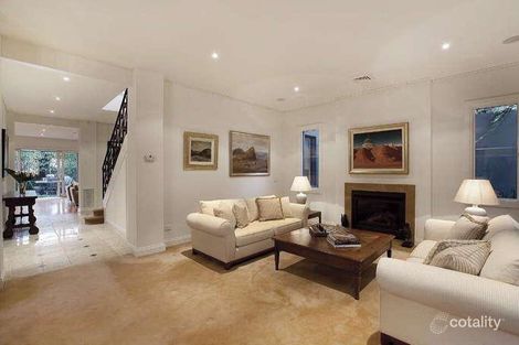 Property photo of 2A Mernda Road Kooyong VIC 3144