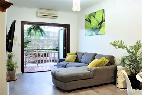 Property photo of 4/142 St Pauls Terrace Spring Hill QLD 4000