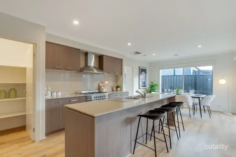 Property photo of 265 Highlander Drive Craigieburn VIC 3064