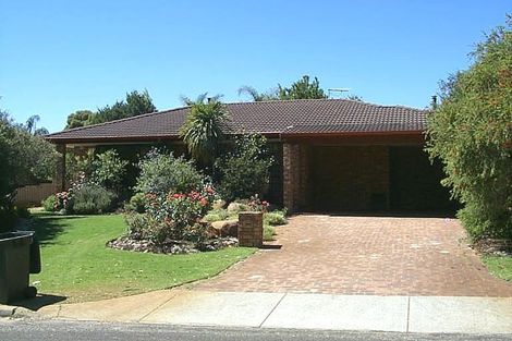 Property photo of 5 Moss Close Leeming WA 6149