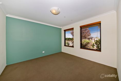 Property photo of 21 Freshwater Promenade Bennett Springs WA 6063