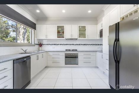 Property photo of 2 Kanimbla Court Rye VIC 3941