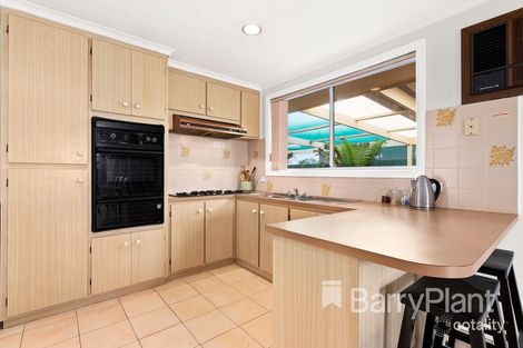 Property photo of 61 Konrads Crescent Mill Park VIC 3082