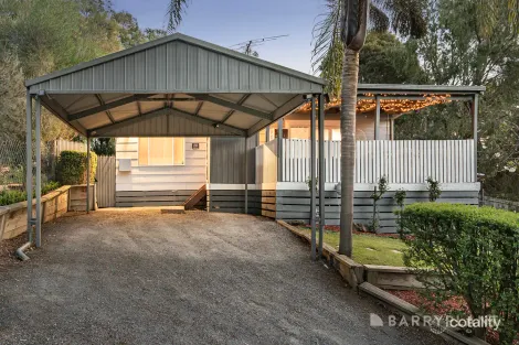20 Alfred St, Wandin North, VIC 3139