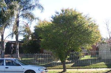 Property photo of 5 Whitlam Avenue Edensor Park NSW 2176