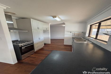 111 Blackadder Rd, Swan View, WA 6056