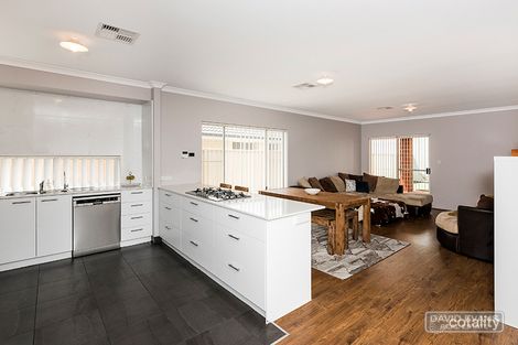 Property photo of 124 Sapphire Chase Wellard WA 6170