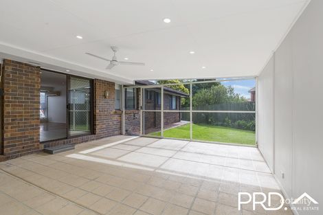 Property photo of 2/49 Alexander Drive Highland Park QLD 4211