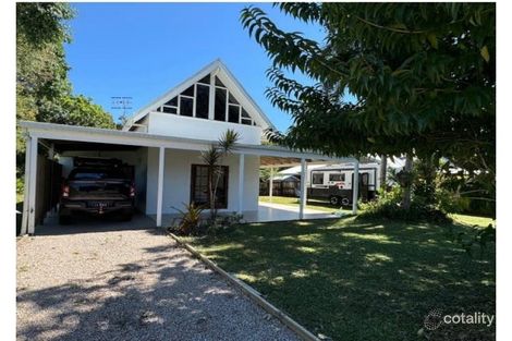 Property photo of 75 Holland Street Wongaling Beach QLD 4852