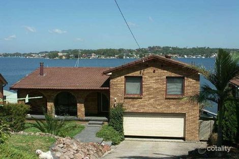 Property photo of 104 Sealand Road Fishing Point NSW 2283