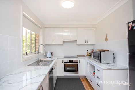Property photo of 10 Burrawong Crescent Taree NSW 2430