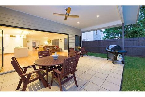 Property photo of 21 Graceville Avenue Graceville QLD 4075