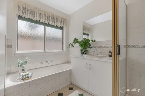 Property photo of 38 Lawson Drive Moama NSW 2731