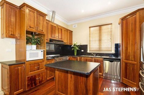 Property photo of 5 Mitchell Street Maribyrnong VIC 3032