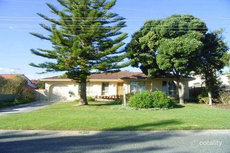 Property photo of 30 Johnson Crescent Mullaloo WA 6027