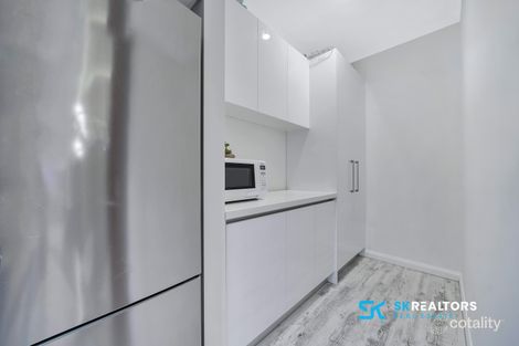 Property photo of 39 Banjolina Circuit Craigieburn VIC 3064