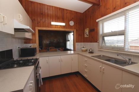 Property photo of 10 Omega Crescent Warrnambool VIC 3280