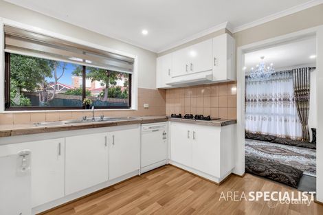 Property photo of 8 Schuler Court Narre Warren VIC 3805