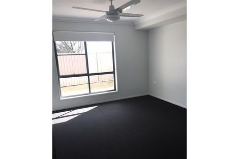 Property photo of 1/11 Northpoint Avenue Harlaxton QLD 4350