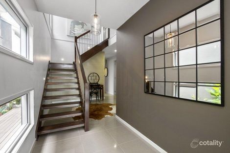 Property photo of 359 Esplanade Manly QLD 4179