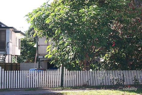 210 Prince Edward Pde, Scarborough, QLD 4020