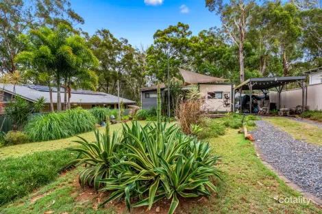 13 Darling St, Russell Island, QLD 4184