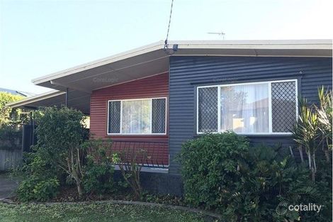 9 Nevenia St, Labrador, QLD 4215