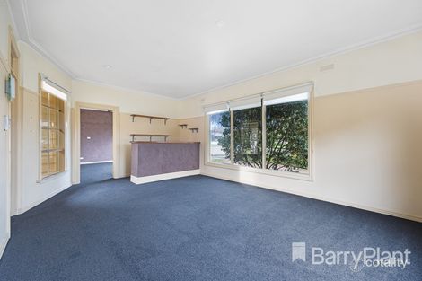 Property photo of 30 Beaufort Avenue Alfredton VIC 3350