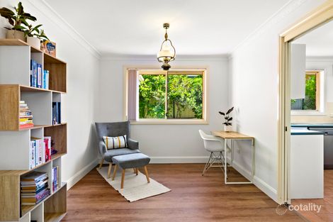 Property photo of 3/4 Blaxland Road Macquarie Hills NSW 2285