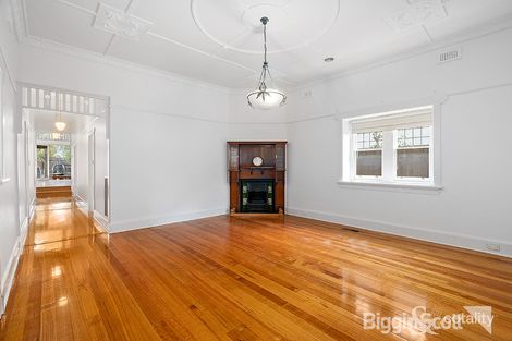 11 Wave St, Elwood, VIC 3184