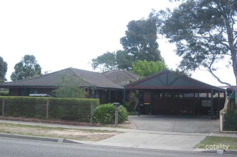 33 Greenwood Dr, Carrum Downs, VIC 3201