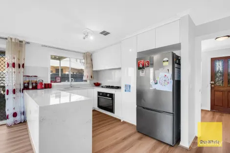 Property photo of 11 Konrads Court Truganina VIC 3029