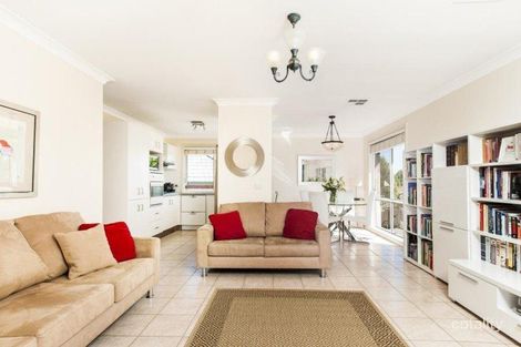 Property photo of 25 Highbrook Place Castle Hill NSW 2154