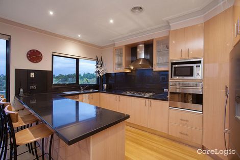 Property photo of 10/2 Sandlewood Lane Point Cook VIC 3030
