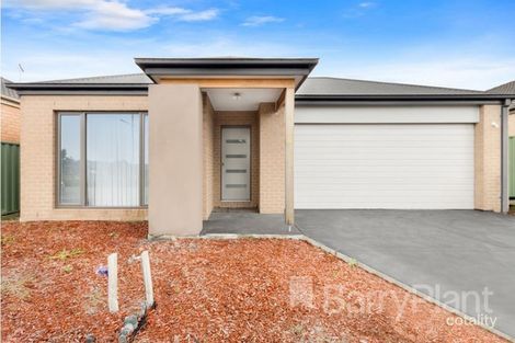 Property photo of 11 Ivy Leaf Road Pakenham VIC 3810