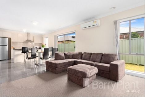 Property photo of 11 Ivy Leaf Road Pakenham VIC 3810