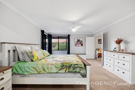 Property photo of 2 Magnolia Close Bakers Hill WA 6562