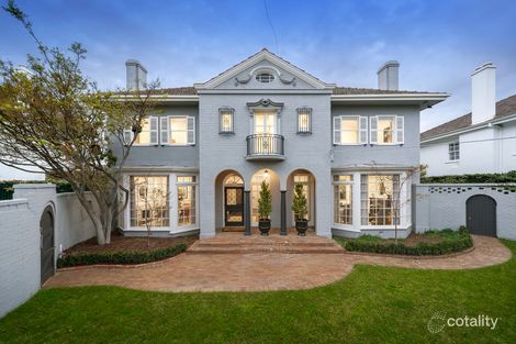Property photo of 8 Huntingfield Road Toorak VIC 3142