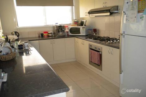 Property photo of 48 Tusmore Rise Craigieburn VIC 3064