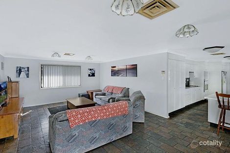 Property photo of 30 Gregory Street Berkeley Vale NSW 2261