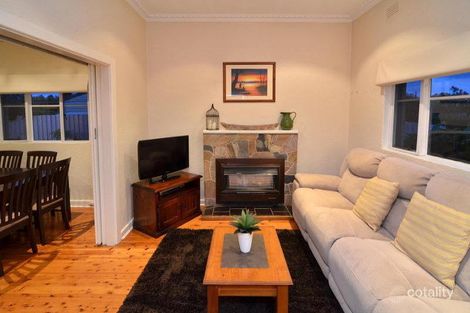 Property photo of 239 Olive Street South Albury NSW 2640