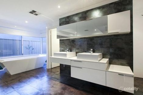 Property photo of 51 Backshall Place Wanneroo WA 6065