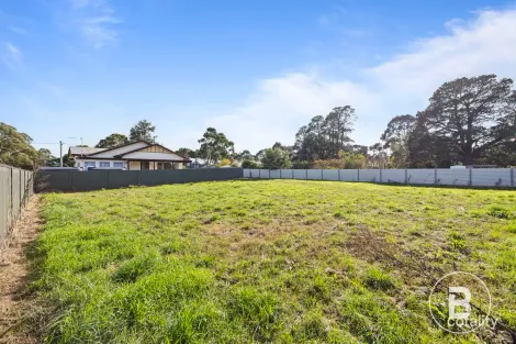 16 Clyde St, Smythesdale, VIC 3351