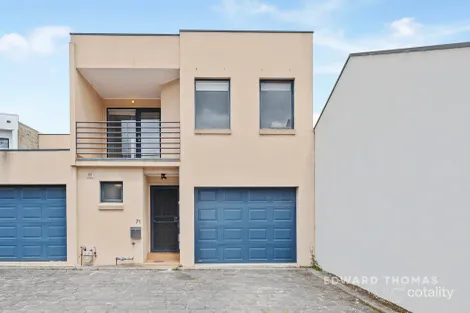 71 FRANCIS LANE, KENSINGTON, VIC 3031
