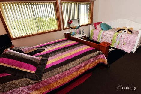 Property photo of 36 Larkins Lane Yallah NSW 2530