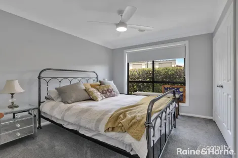 Property photo of 7 Palmer Way Kelso NSW 2795