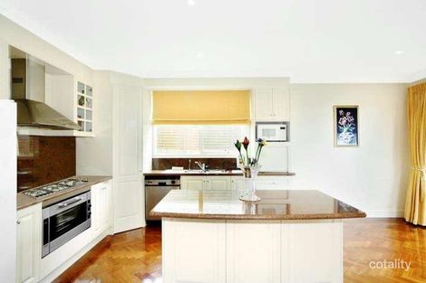 Property photo of 5 Dean Street Kew VIC 3101