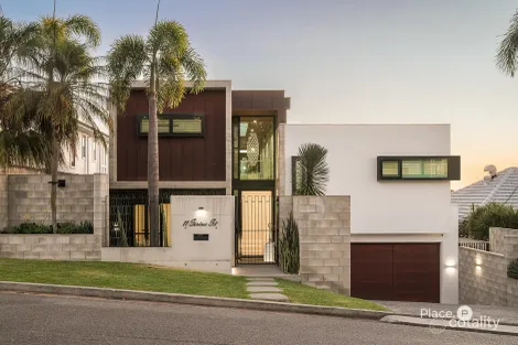 11 SIRIUS ST, COORPAROO, QLD 4151