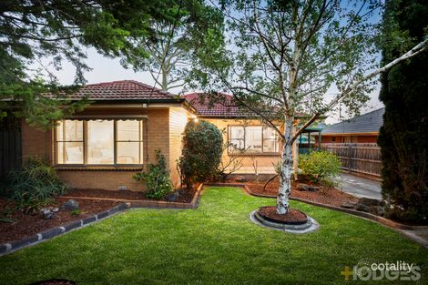 14 ROWANS RD, HIGHETT, VIC 3190